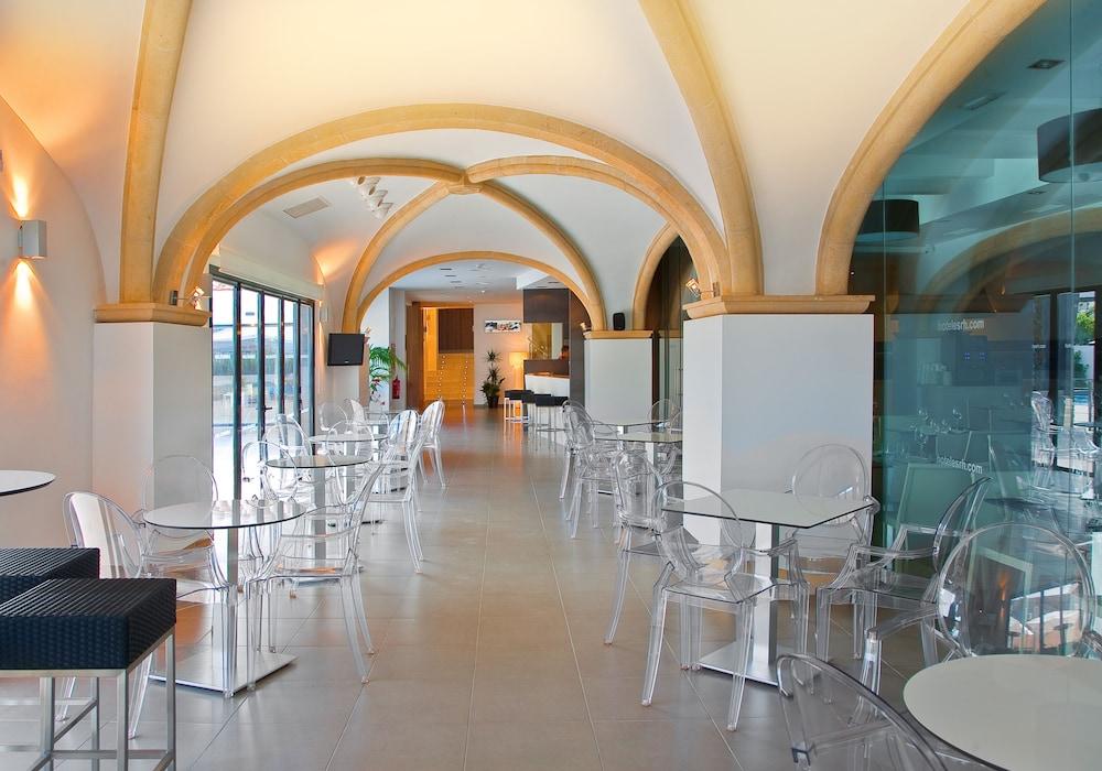 Hotel Rh Portocristo & Wellness Peníscola Exterior foto